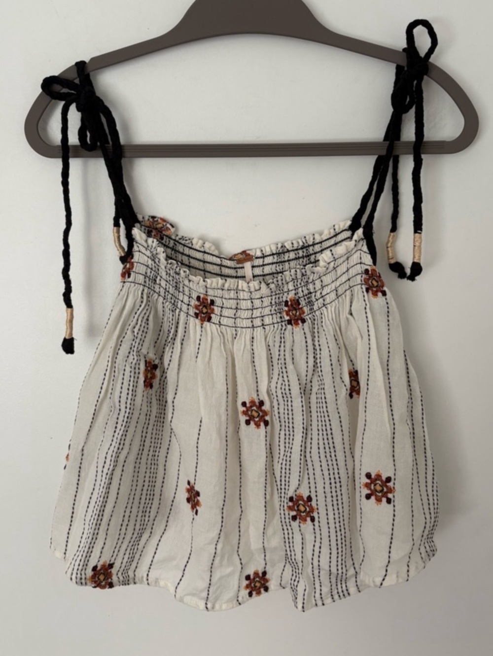 Free People Grasslands Embroidered Smocked Cami Top Ivory L